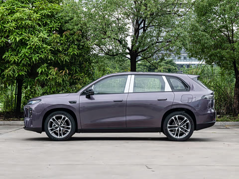 2027�� 660������