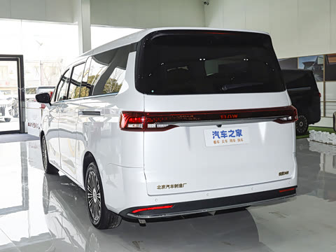 2026�� ���̰� 230����� 7��