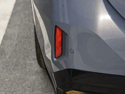 2026�� 525Li M�˶���װ