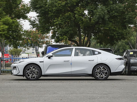 2025�� 610km ������