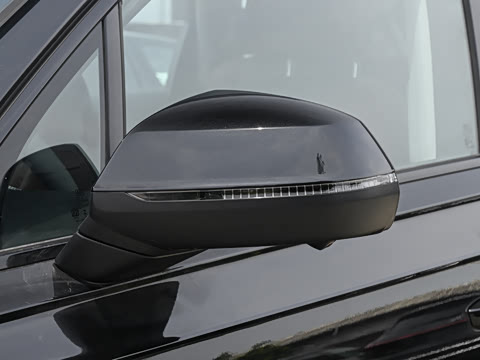 2026�� 55 TFSI quattro S line����ʿ��