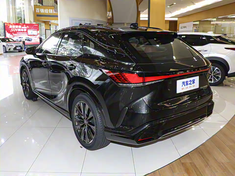 2026�� 500h ����F SPORT Performance