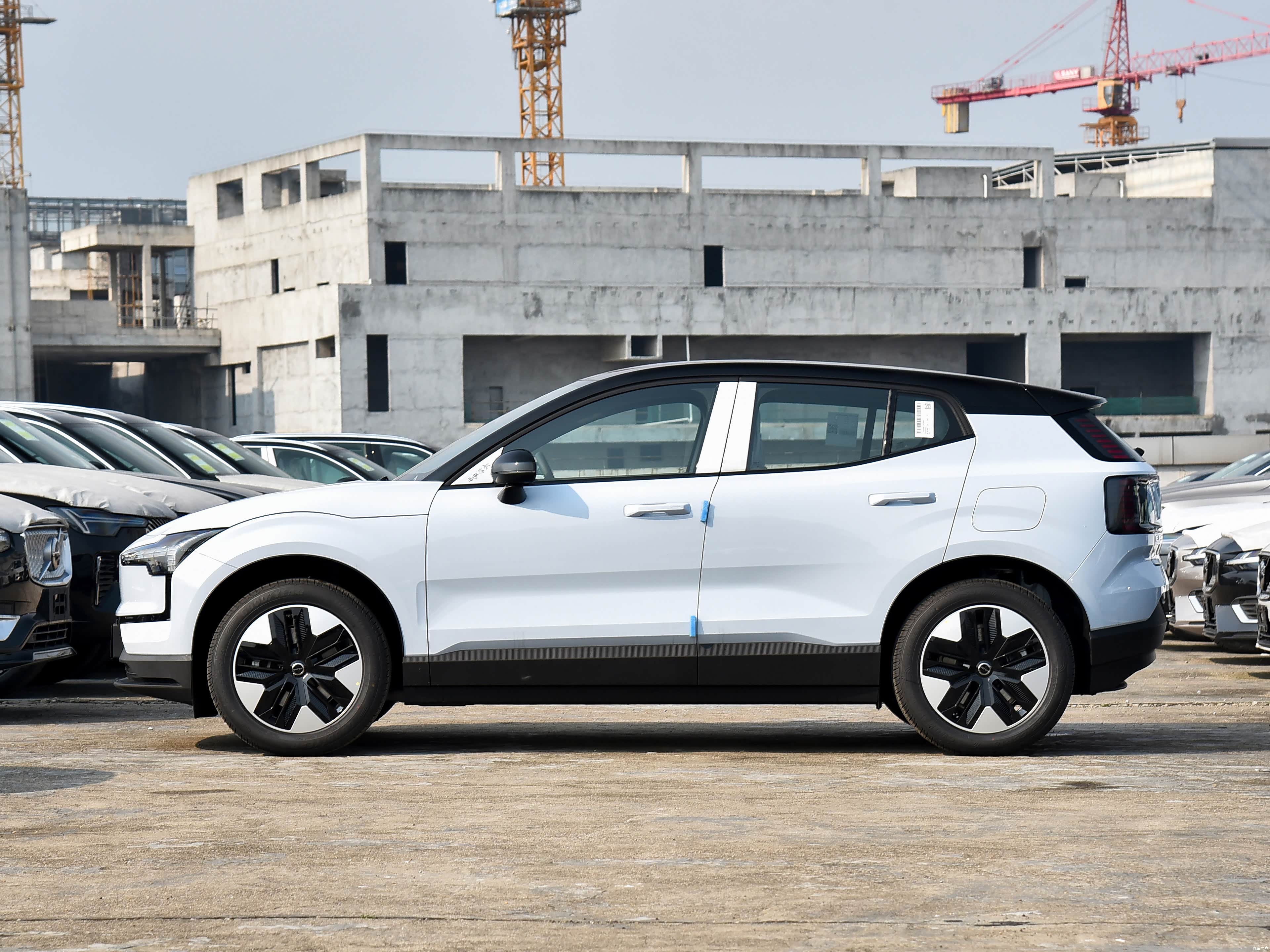 Volvo EX30, миниатюра 8