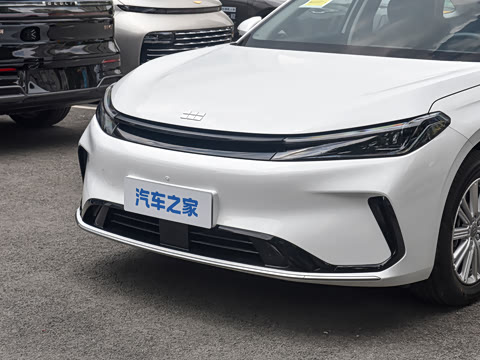 2026�� EV 550km ר�����а�