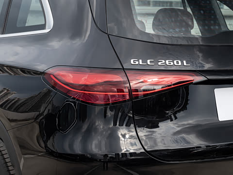2026�� �Ŀ� GLC 260 L 4MATIC ������