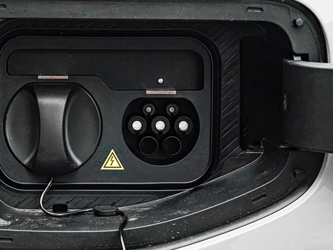 2027�� 610������