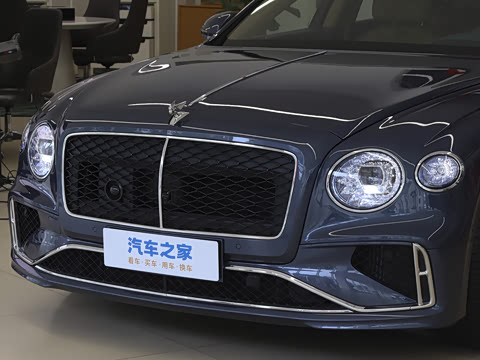 2026�� 4.0T V8 ��׼��