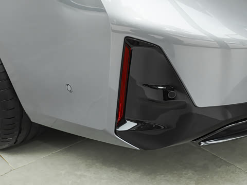 2026�� 330Li M�˶���ҹ��װ