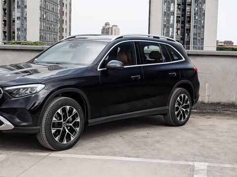 2026�� �Ŀ� GLC 260 L 4MATIC ������