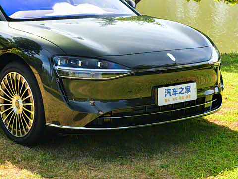 2025�� ���� Ultra��������