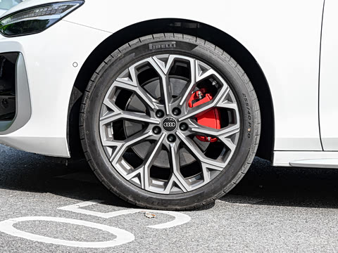 2026�� 2.0T quattro ������