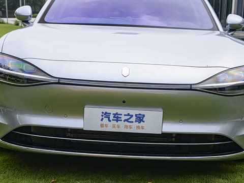 2025�� ���� Ultra��������