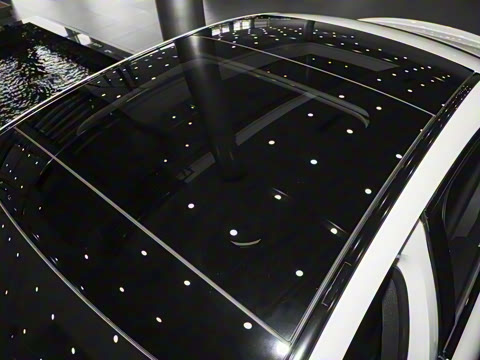 2025�� �Ŀ� E 260 �˶���