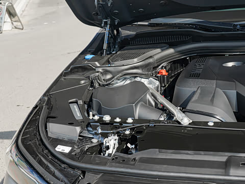 2026�� �Ŀ� 530Li ������ M�˶���װ