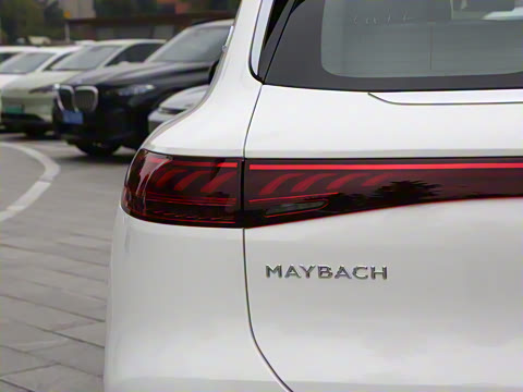 2025�� EQS 680 ���ݰ�