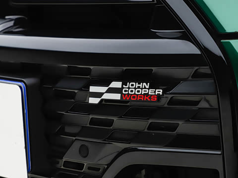 2025�� JOHN COOPER WORKS
