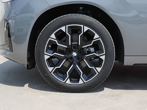 2026�� xDrive30L ������ M�˶���ҹ��װ