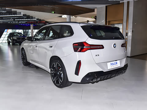 2026�� M50 xDrive