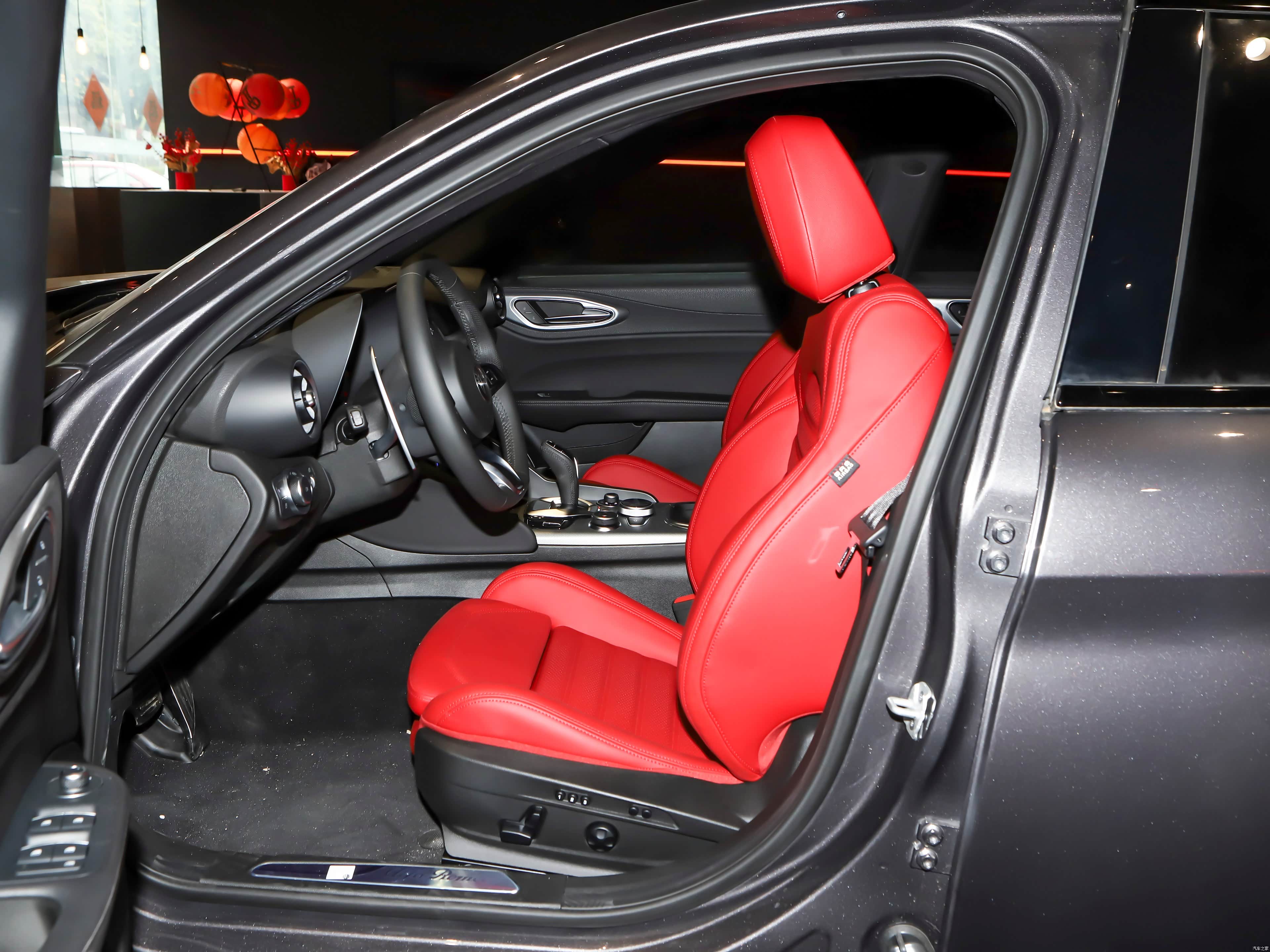 Alfa Romeo Giulia, миниатюра 21