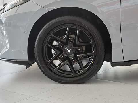 2026�� 560MAX