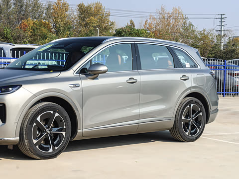 2025�� ���� Pro