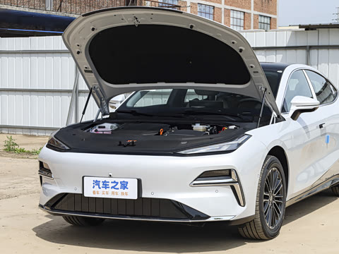 2026�� 225km EM-i Զ���Һ�����