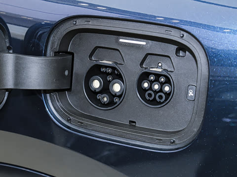 2025�� ���� Max+ ������������ 