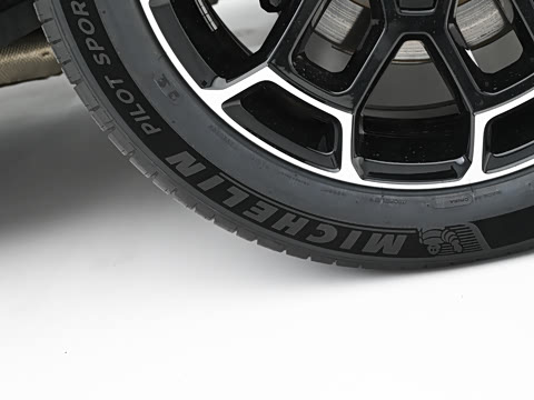 2026�� Hi4-Z �����