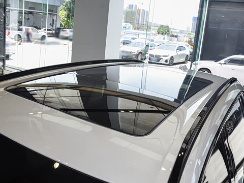 2026�� �Ŀ� xDrive 30Li ������M�˶���ҹ��װ