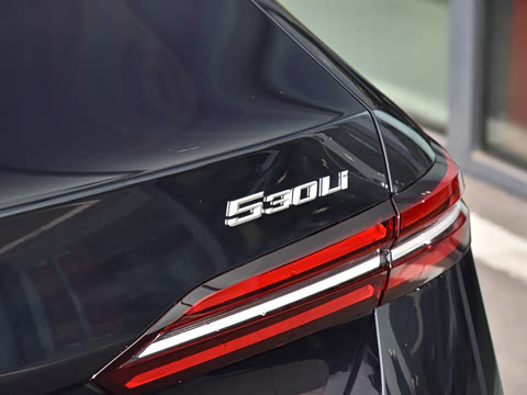 2026�� �Ŀ� 530Li ������ M�˶���װ