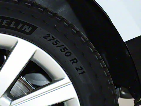 2025�� 3.0 L6 400PS ʢ���ӳ���