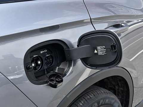 2026�� �ɳ۰� DM-i 220KM������