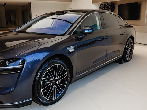 2026�� ���� Ultra ���� 53kWh (896�߼����״