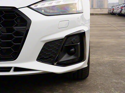 2025�� Sportback ��ذ� 40 TFSI ʱ�ж�����