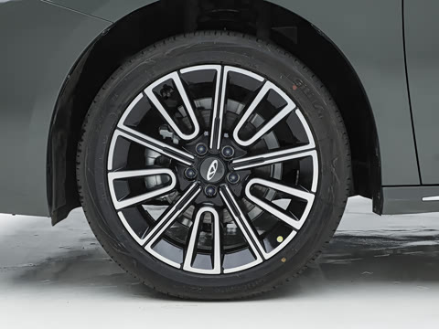 2027�� ������ 1.6T ��