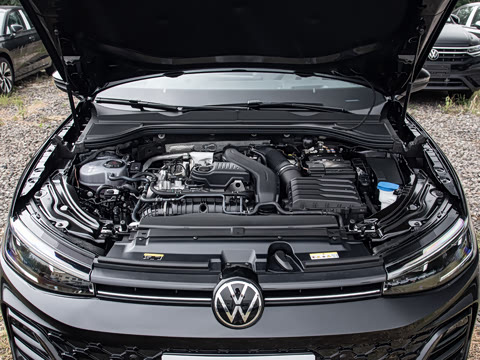 2027�� Pro 300TSI ������