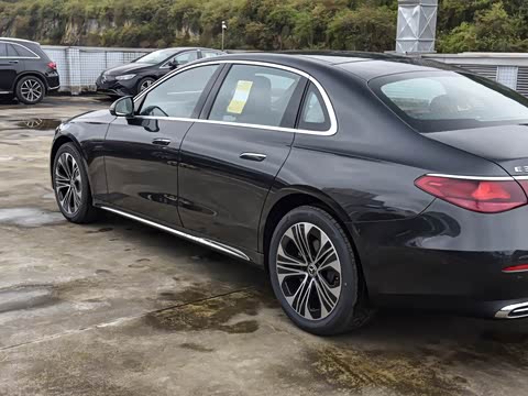 2026�� E 300 L ������