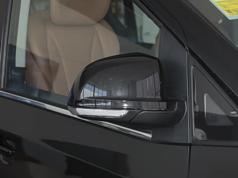 2025�� �Ŀ� MAX 2.0T �Զ������� ���� 7��