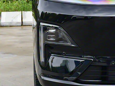 2025�� ����Ultra+����������