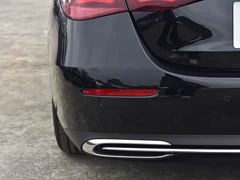 2026�� �Ŀ� E 260 L �����