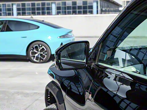 2025�� 501KM ����Ultra��