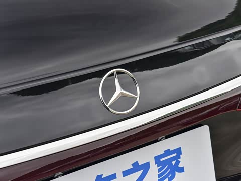 2026�� �Ŀ� E 260 L �����