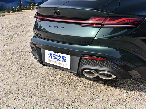 2026�� 2.0T 405 AT������