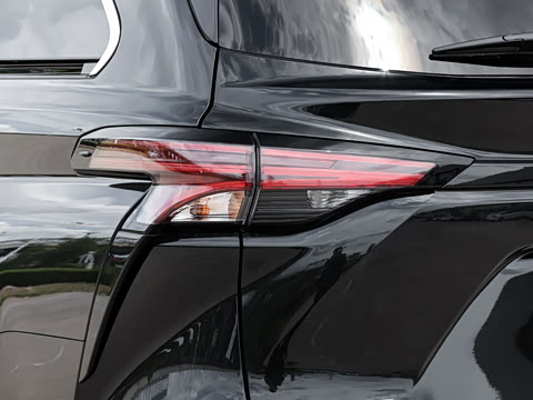 2027�� 2.5L ˫��������������