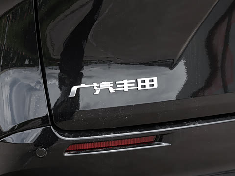 2027�� 2.5L ˫��������������