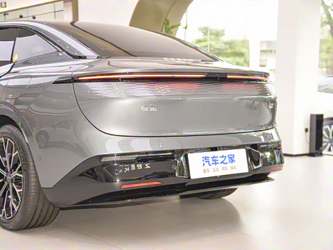 2025�� �����������Ǽݰ� 100kWh