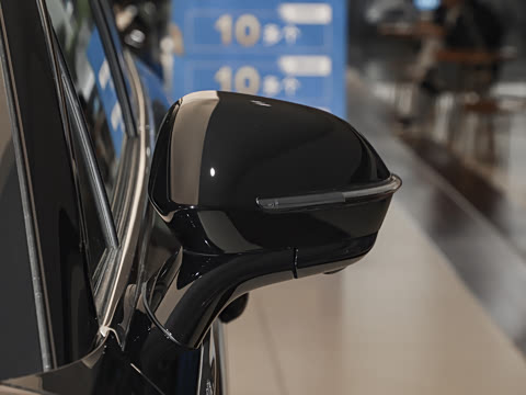 2025�� 2.0T ������ҫ��