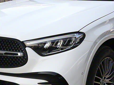 2026�� GLC 300 L 4MATIC ������ 5��