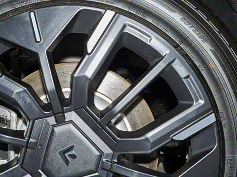 2025�� 670 Pro��