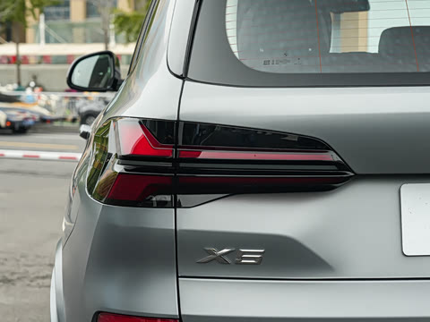 2025�� xDrive 30Li ������M�˶���ҹ��װ